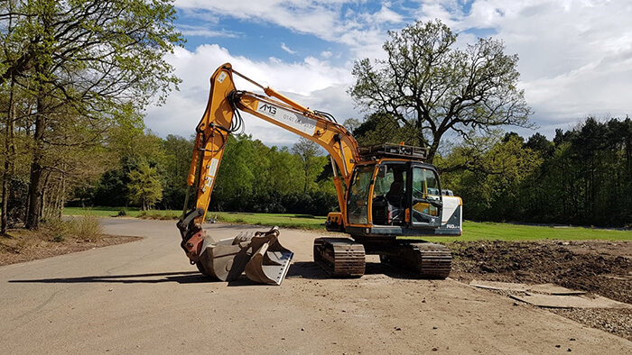AMG Landservices – Plant Hire Digger